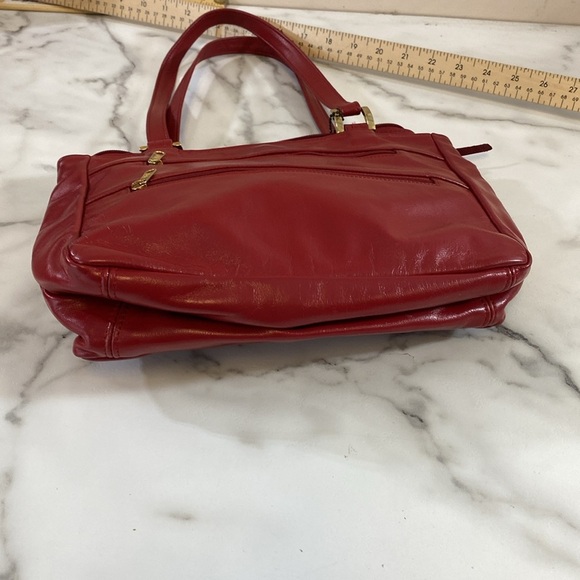 Vintage SAS Purse Shoulder Handbag Womens OS Red Genuine Leather Zip Pockets - Picture 6 of 11